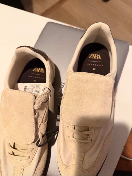 Zara Shoes - ZARA Women’s Beige Suede-Trim Sneakers